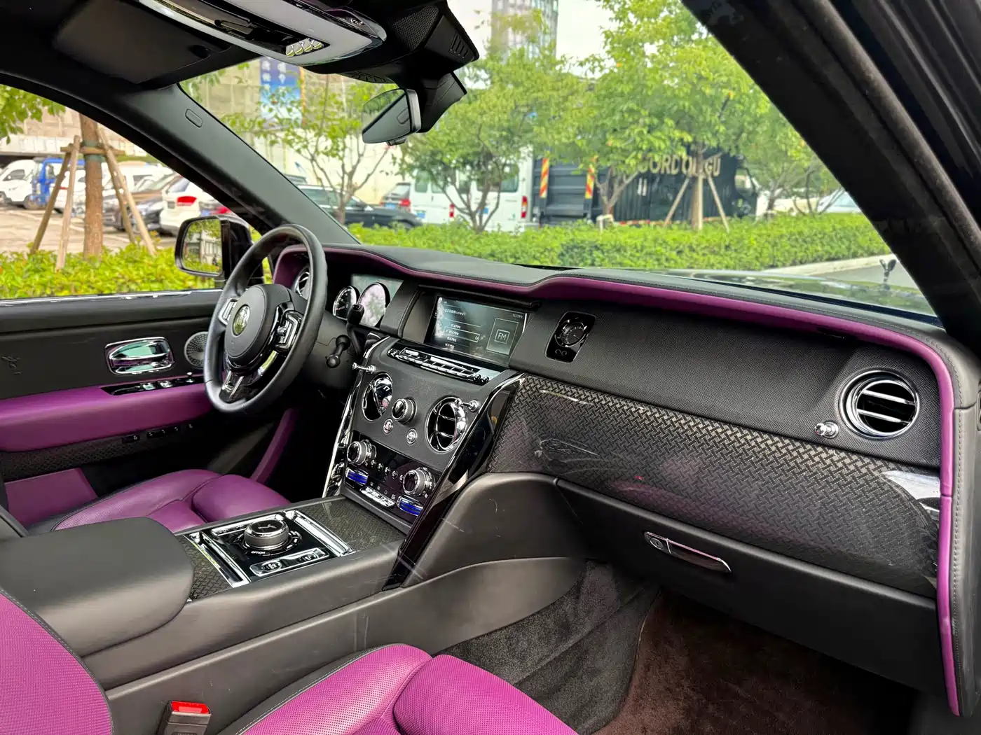 Rolls-Royce Cullinan 2021 2020 Black Badge