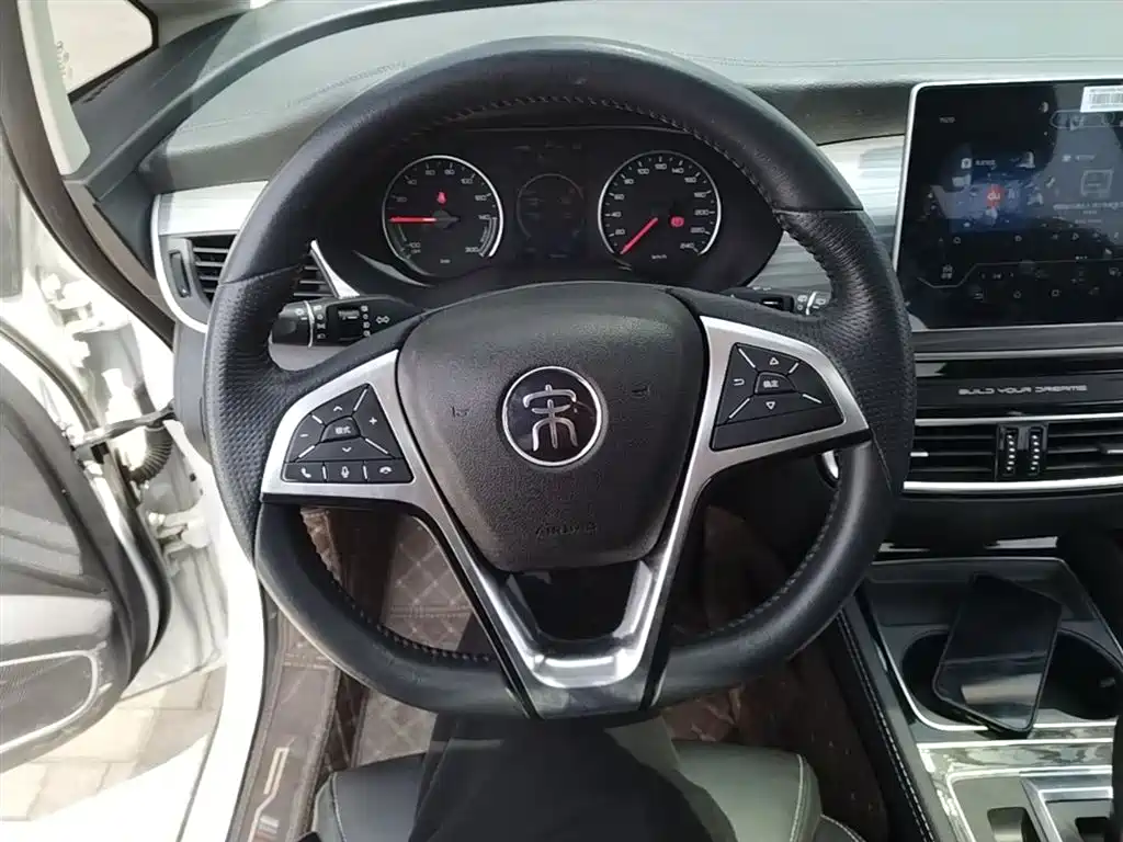 BYD Song MAX New Energy 2019 DM 1.5T Smart Connect Advance 7-seater China VI фото 11