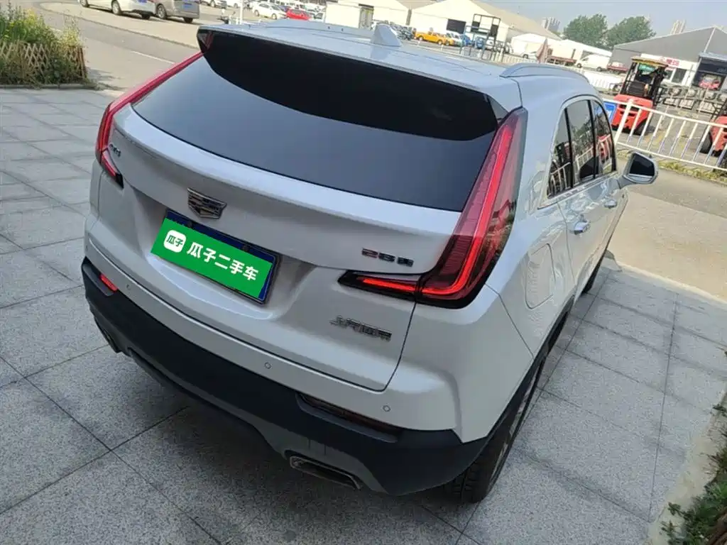 Cadillac XT4 2018 28T FWD Leading Edition фото 7