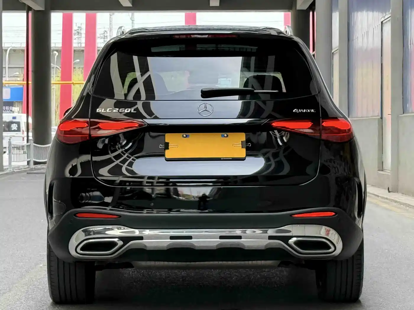 Mercedes-Benz GLC 2023 Facelift GLC 260 L 4MATIC Luxury 7-Seater фото 5
