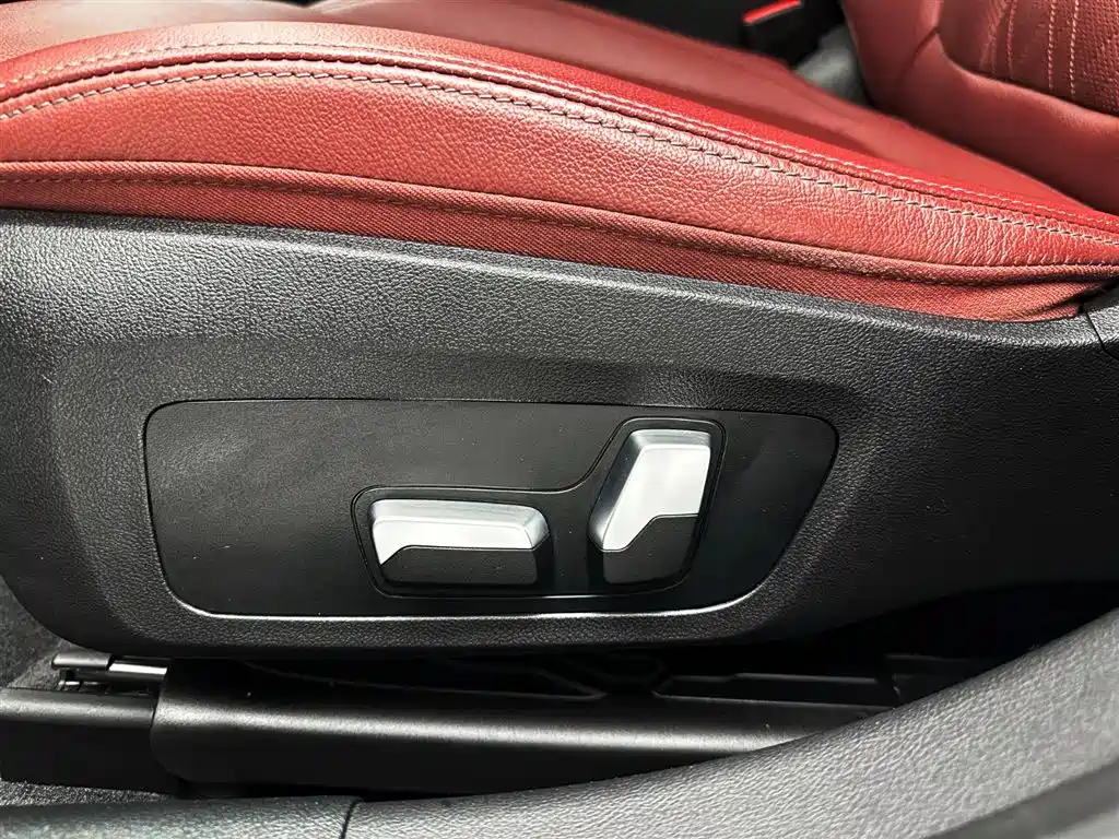 BMW 3 Series 2023 320Li M Sport Package фото 20