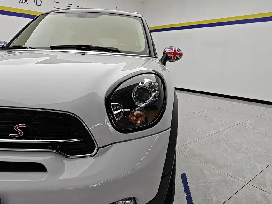 Photo 5 - MINI COUNTRYMAN