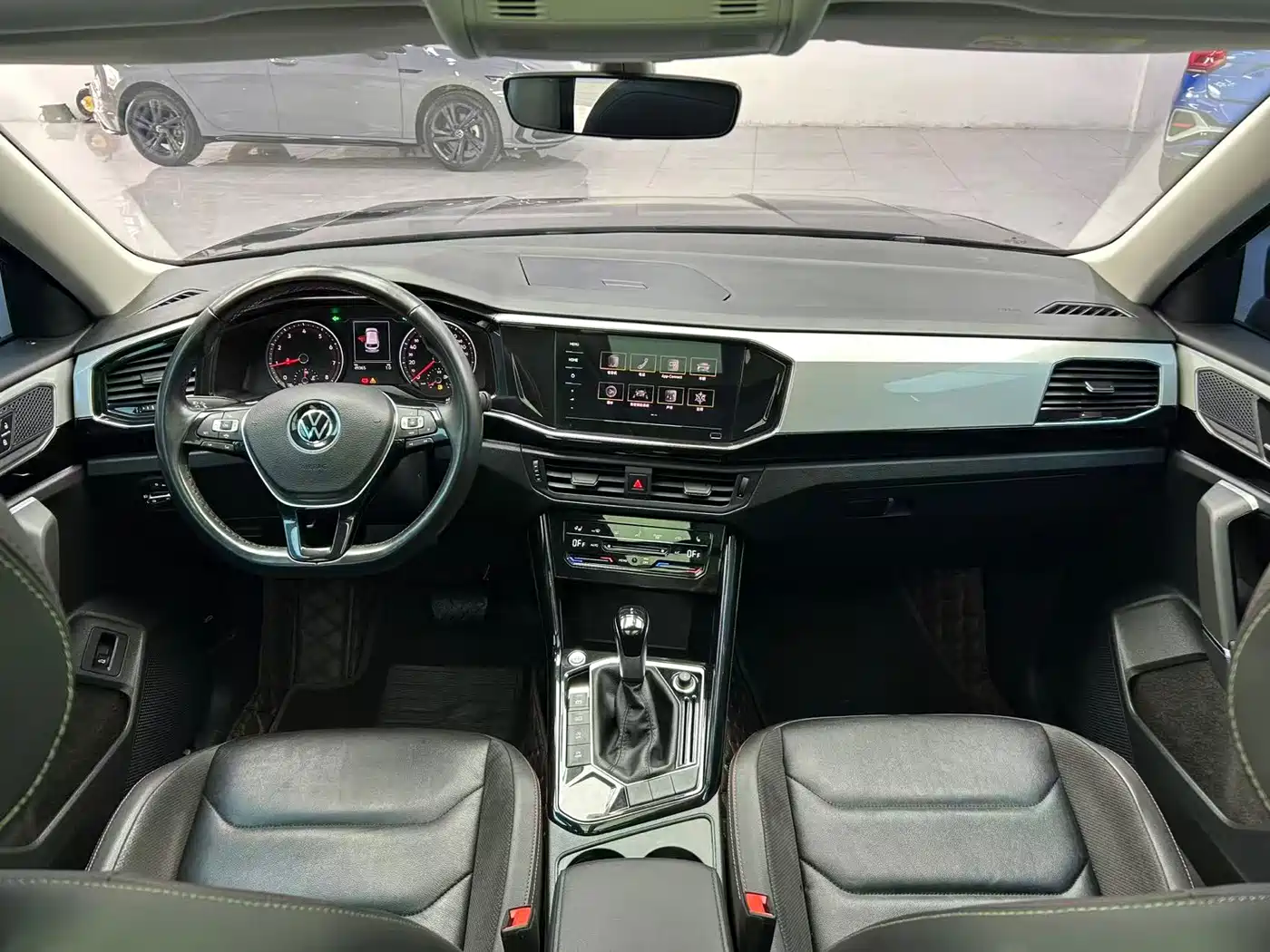Volkswagen Tayron 2022 280TSI 2WD Luxury Smart Connect Edition фото 15
