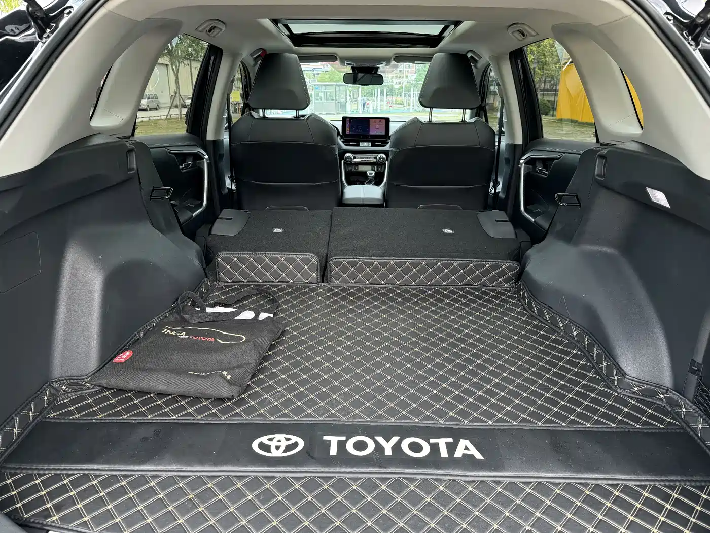 TOYOTA RAV4 RONGFANG