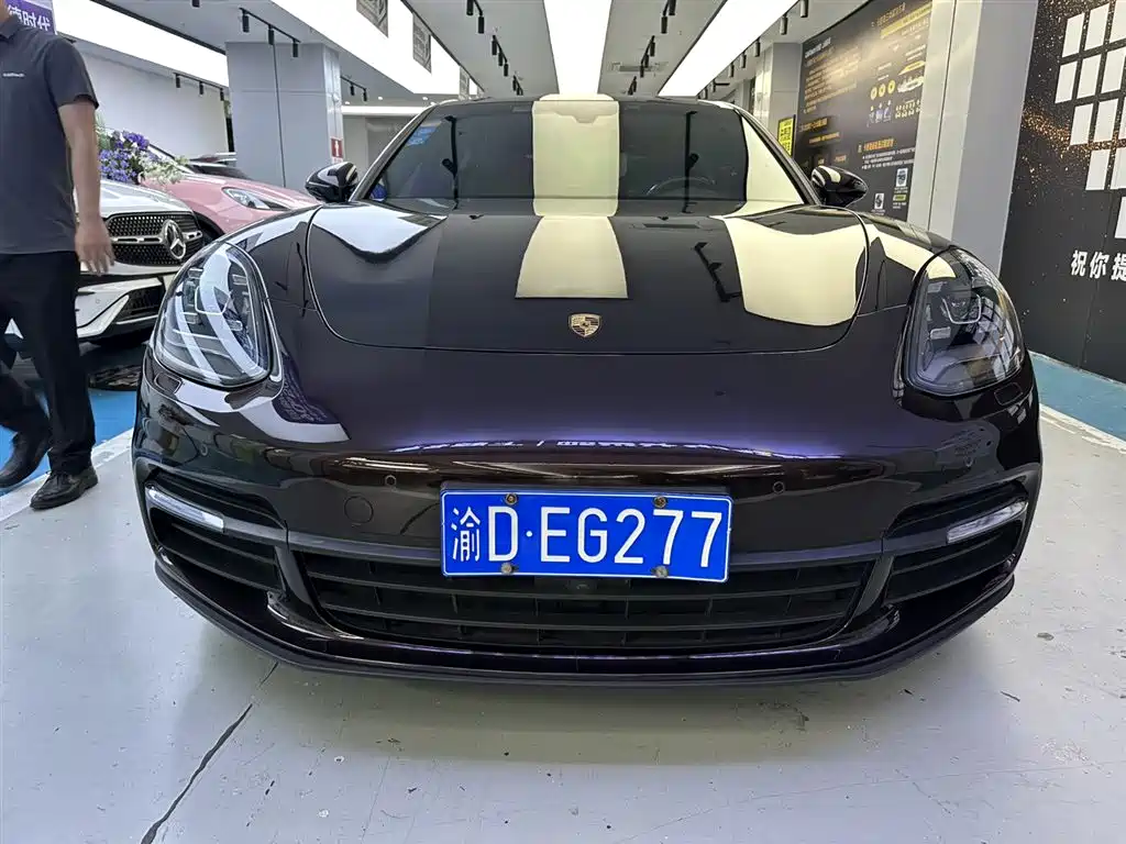 Porsche Panamera 2017 Panamera 3.0T фото 2