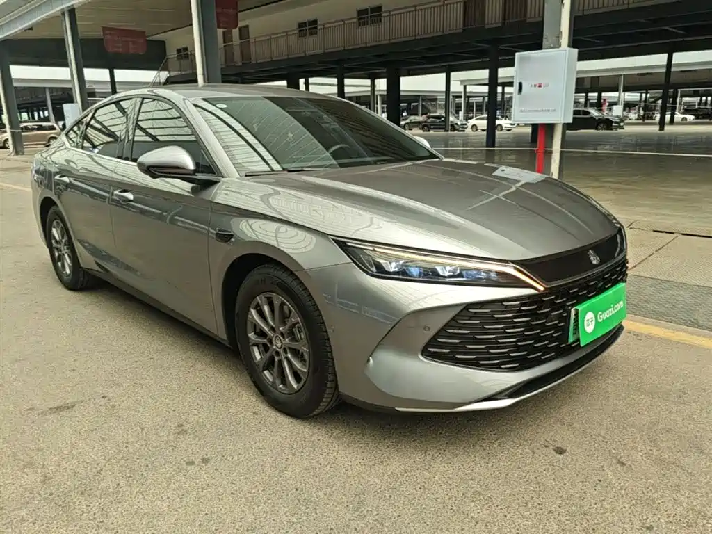 BYD Qin L 2025 DM-i Smart Drive Edition 80KM Leading фото 4