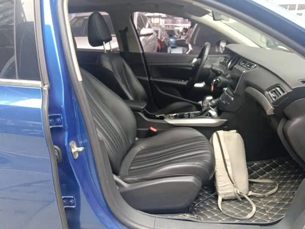 Peugeot 408 2019 350THP Automatic Luxury Edition China V фото 25