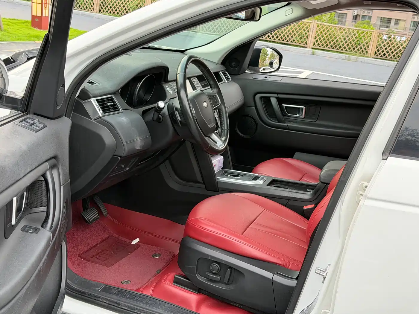 Land Rover Discovery Sport 2019 200PS PURE Edition China V фото 6