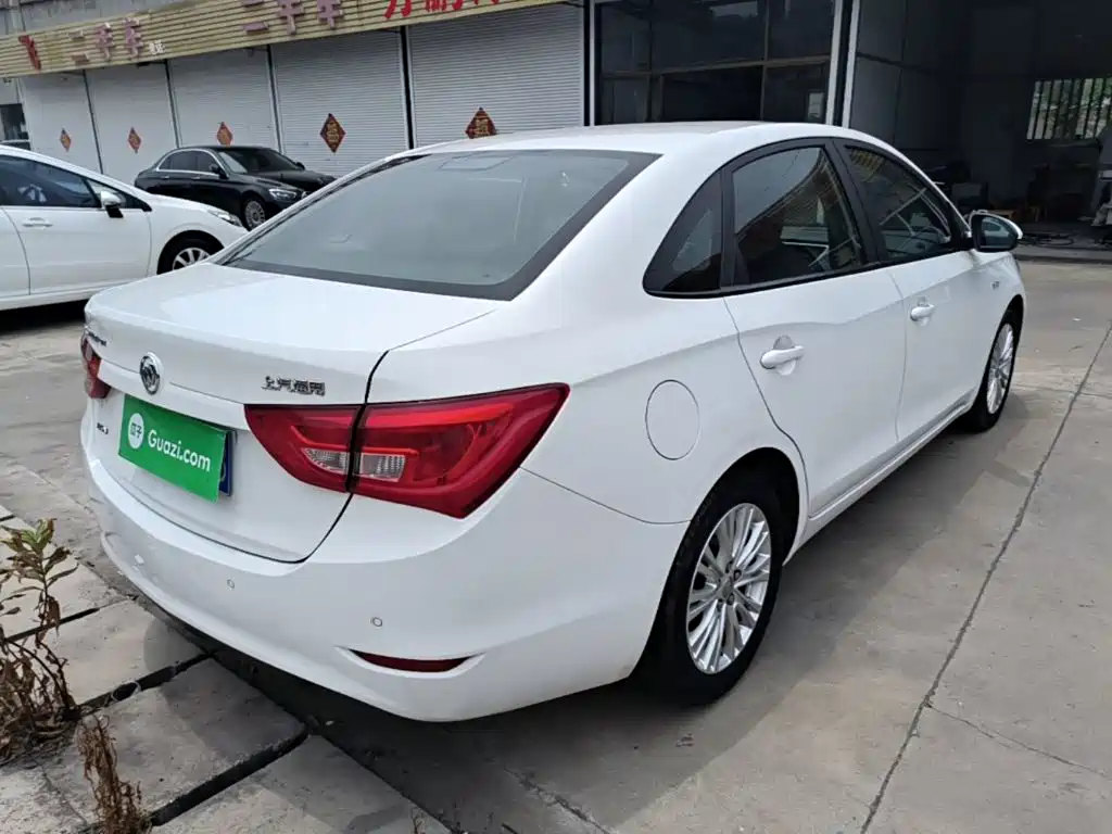 صورة 7 - Buick Excelle