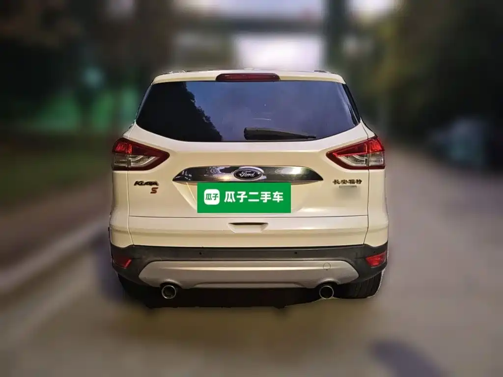 Фото 4 - Ford Kuga