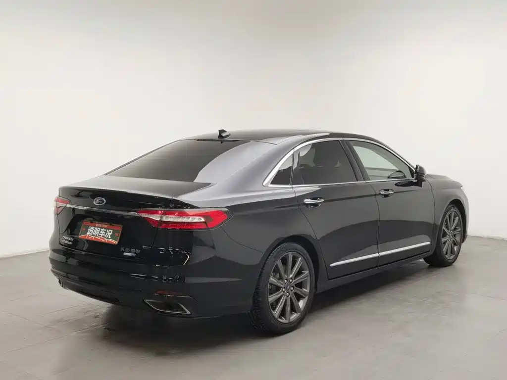 2021 Ford Taurus