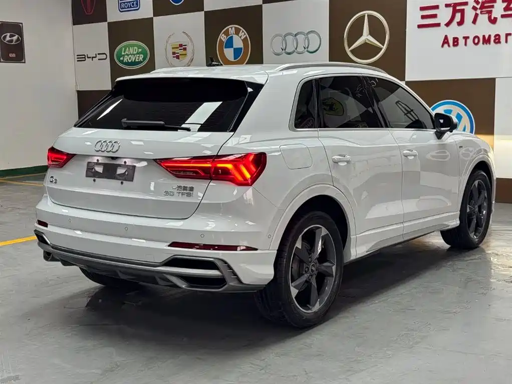 Audi Q3 2022 35 TFSI Fashion Dynamic фото 6
