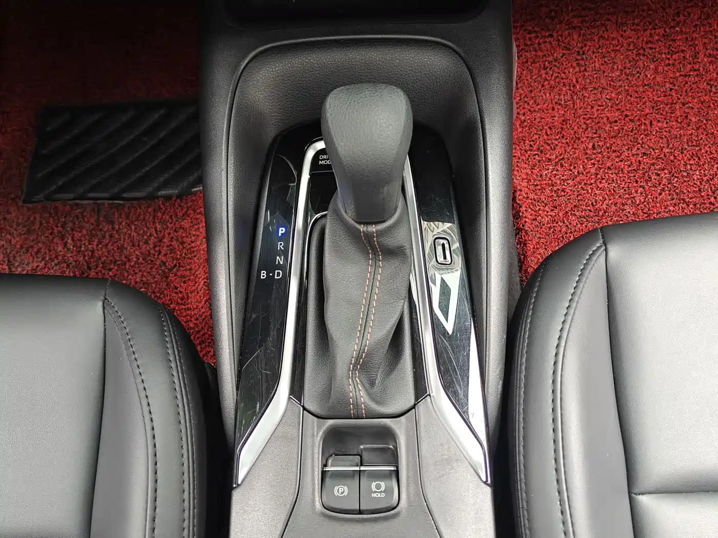 Toyota Levin 2023 Smart Hybrid 1.8L Luxury фото 25