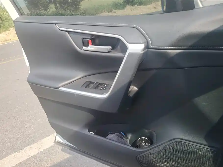 Toyota RAV4 Rongfang 2021 2.0L CVT 2WD Trend PLUS фото 7