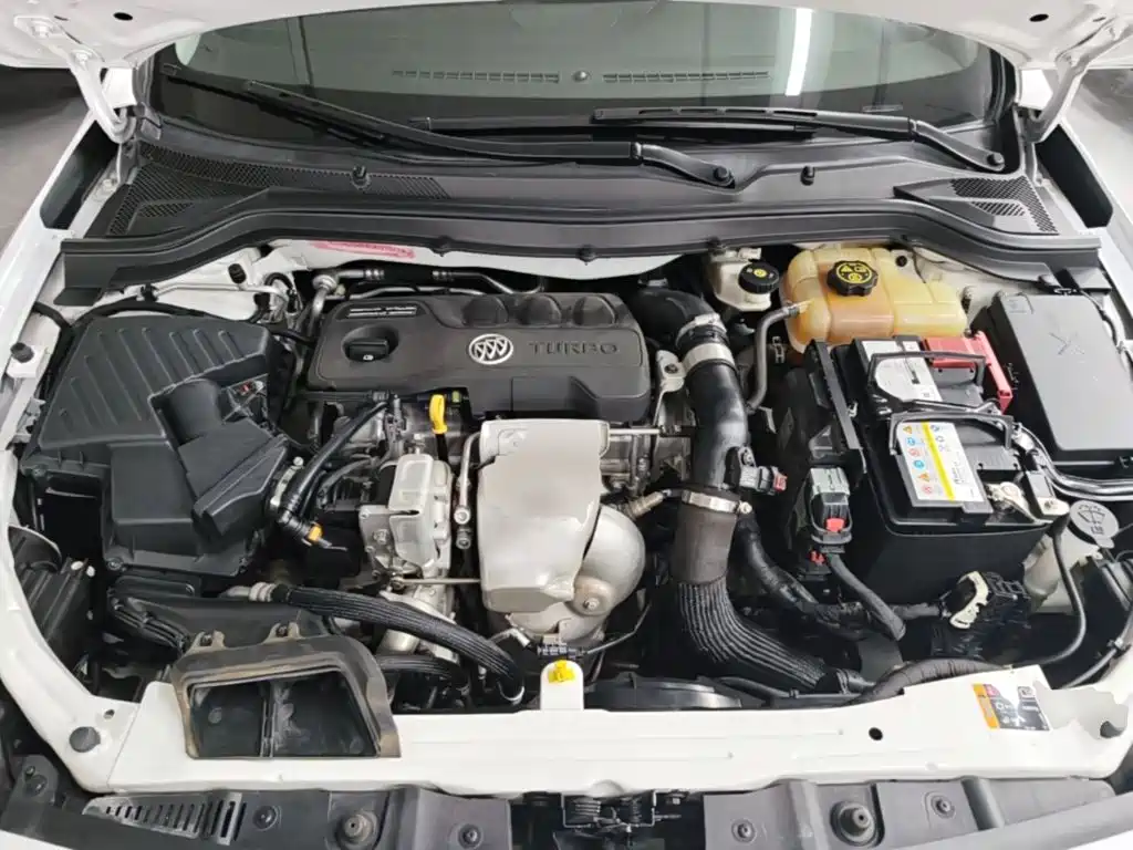 Фото 20 - Buick Excelle