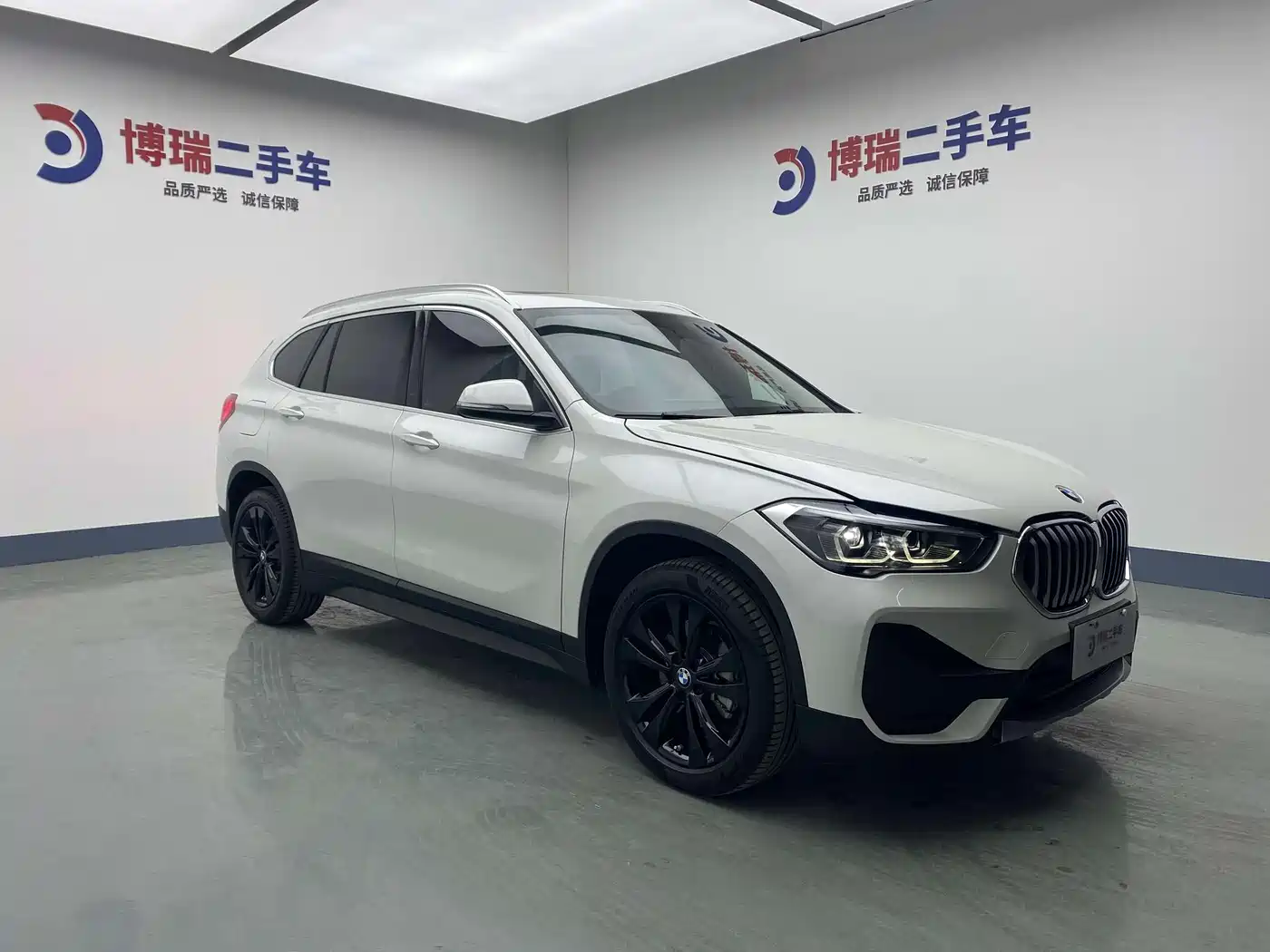 BMW X1 2021 sDrive20Li Fashion фото 4