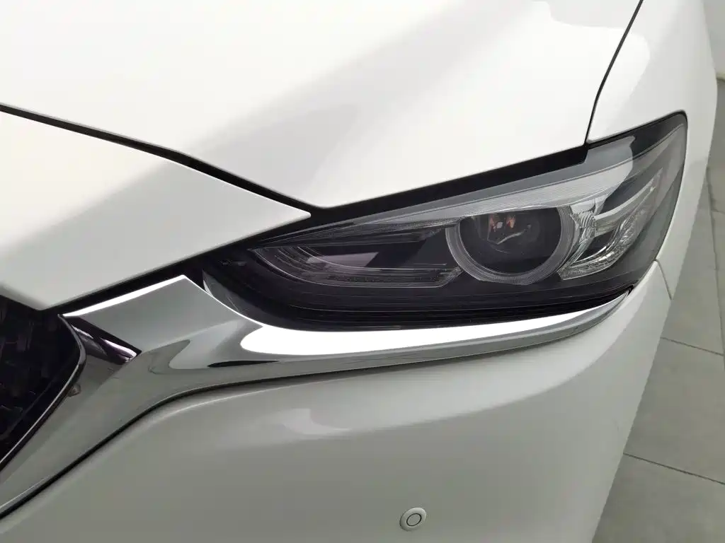 Mazda Atenza, миниатюра 7