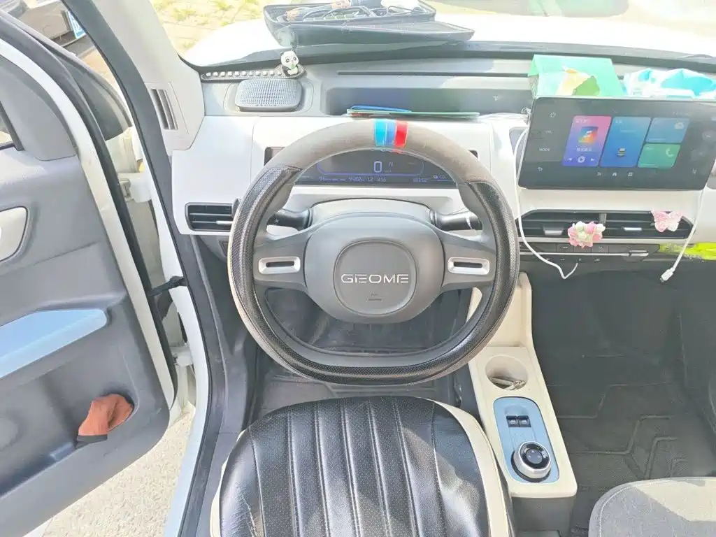 Фото 6 - Geely Galaxy Panda