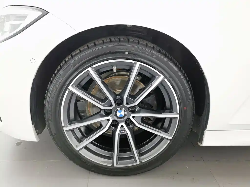 BMW BMW 3 Series 2020 325i M Sport Package 17