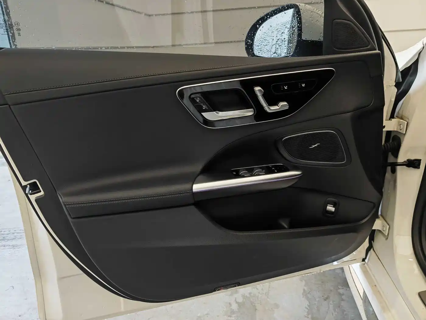 Mercedes-Benz C-Class 2024 C 260 L Sport фото 16