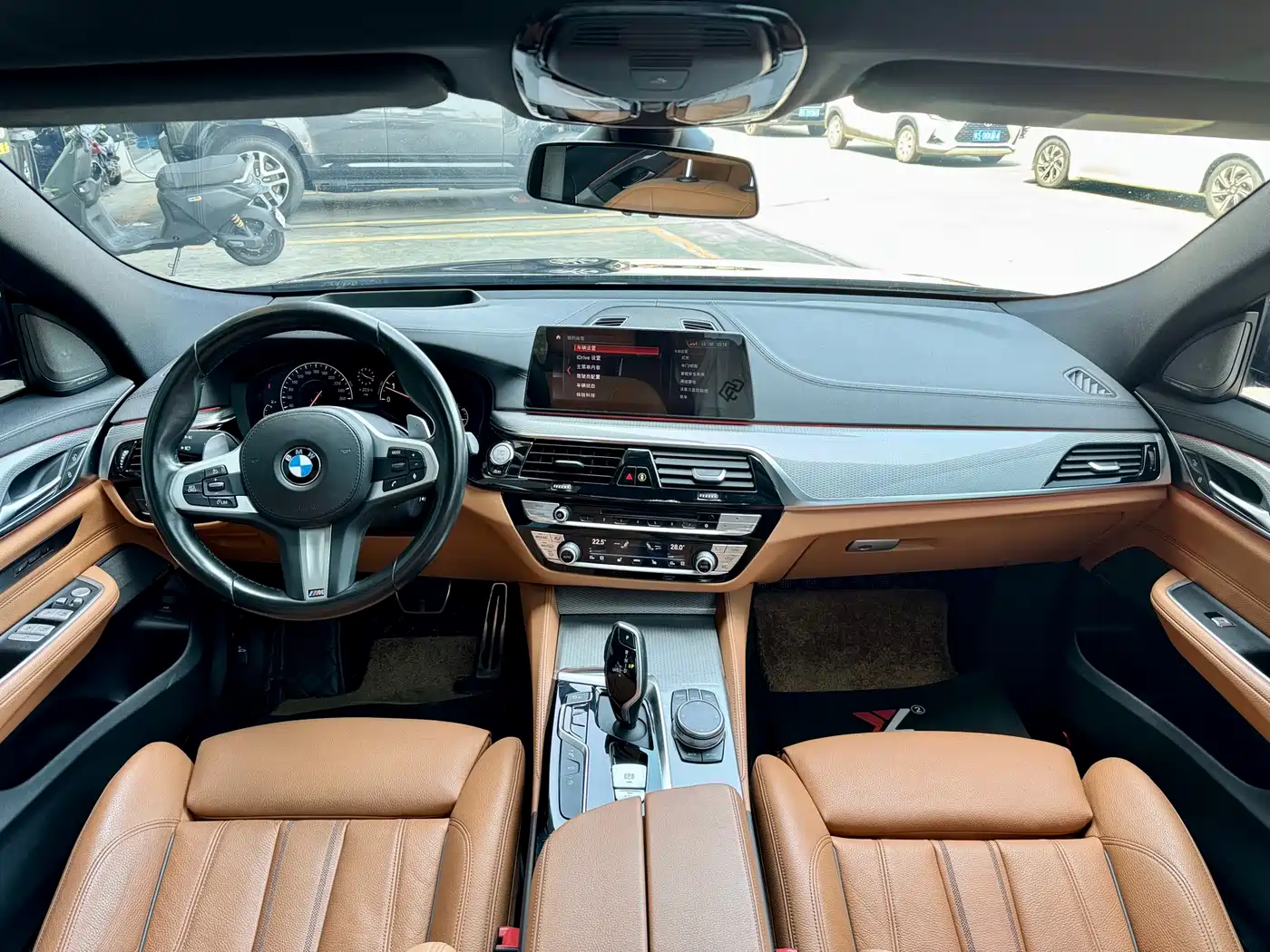 BMW 6 Series GT 2019 630i M Sport Package фото 7