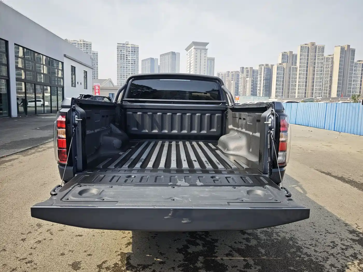 Jiangling Dadao 2025 2024 Mountain Edition 2.3T Diesel Automatic 4WD Long Wheelbase Comfort