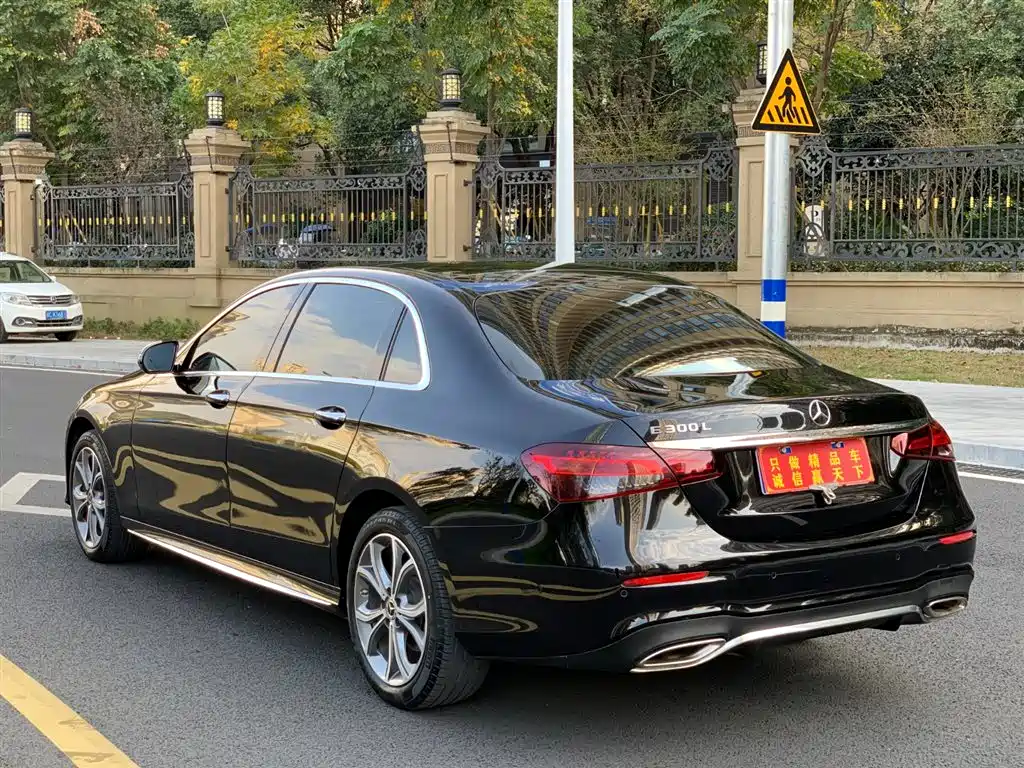Mercedes-Benz E-Class 2022 Facelift E 300 L Fashion Style фото 6