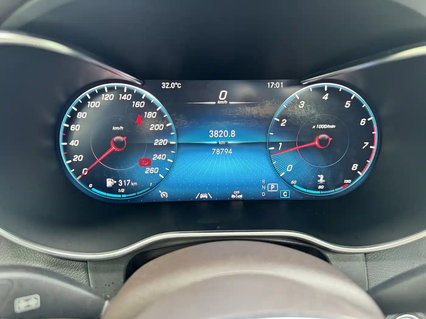 Mercedes-Benz GLC 2020 Facelift GLC 300 L 4MATIC Dynamic фото 15