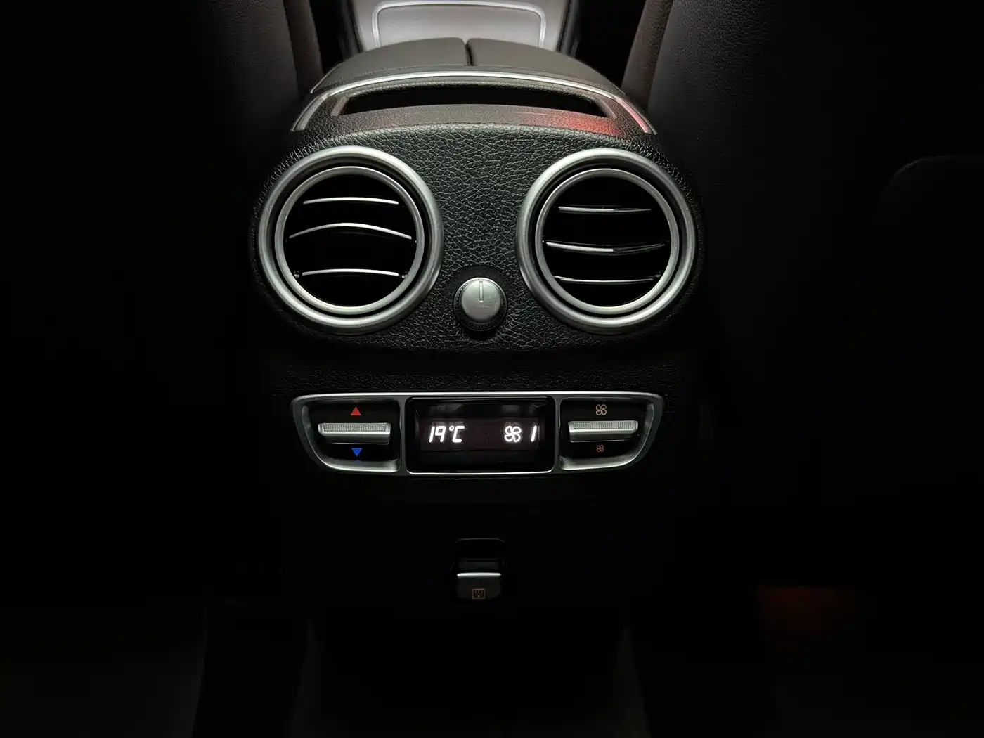 Mercedes-Benz GLC 2021 GLC 300 L 4MATIC Luxury фото 26