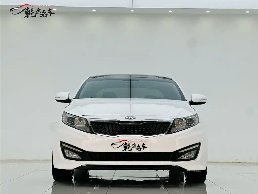 Kia K5 2011 2.0L Automatic DLX фото 2