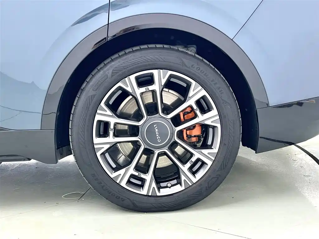 Lynk & Co 900 2025 2.0T Ultra фото 4