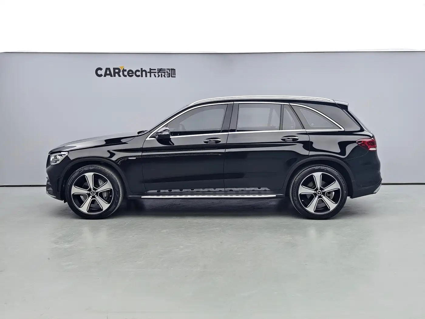 Mercedes-Benz GLC 2022 GLC 300 L 4MATIC Dynamic Collector's Edition фото 3