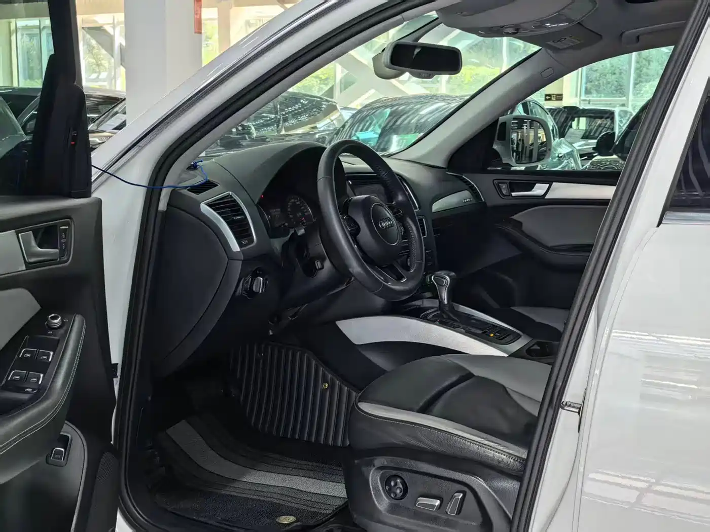 Audi Q5 2018 2017 Plus 40 TFSI Technology