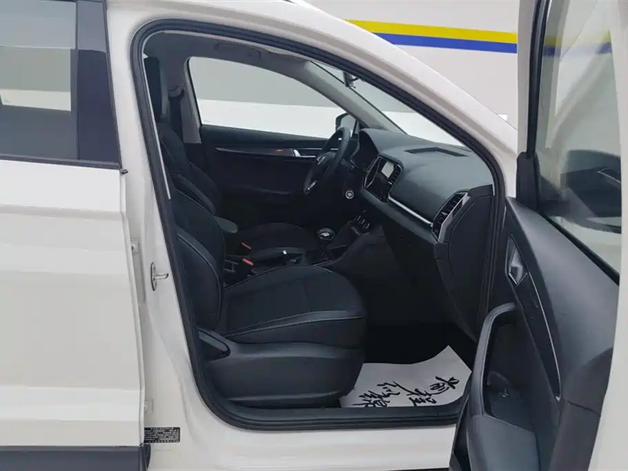 Škoda Karoq 2019 TSI280 Smart Drive Premium Edition China V фото 8