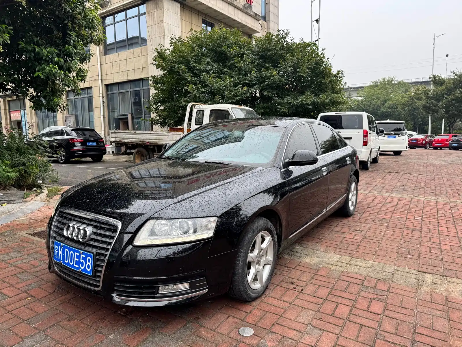 صورة 1 - Audi A6L