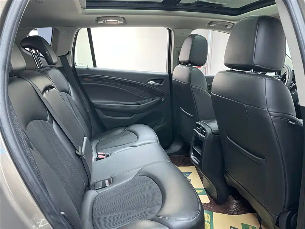 Buick Envision Plus 2018 20T 2WD Leading фото 16