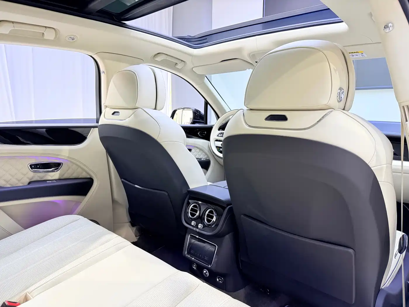 Bentley Bentayga 2022 4.0T V8 фото 13