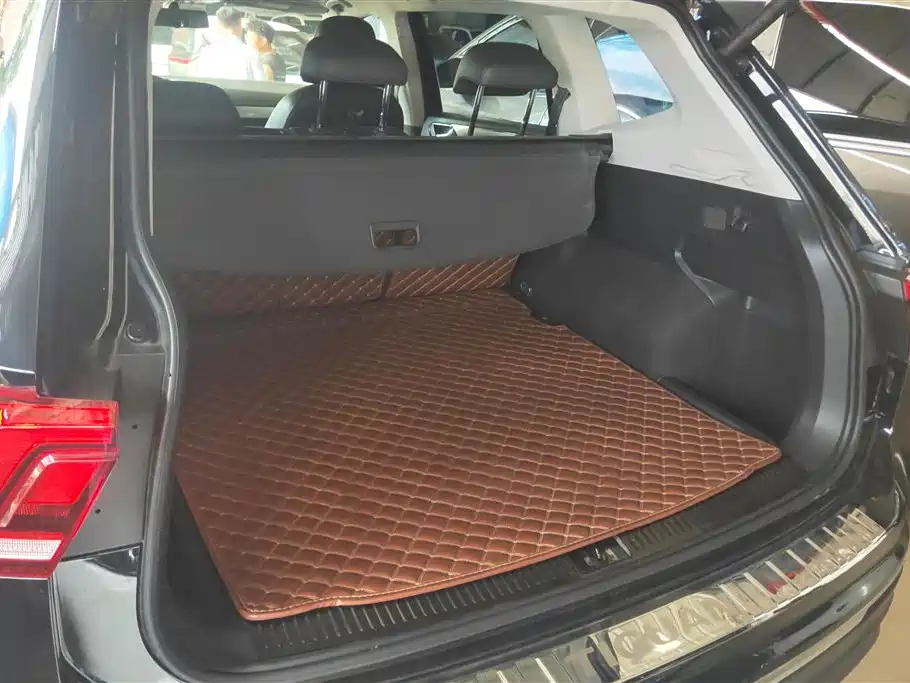 Volkswagen Tiguan L 2021 280TSI Automatic 2WD Smart фото 4