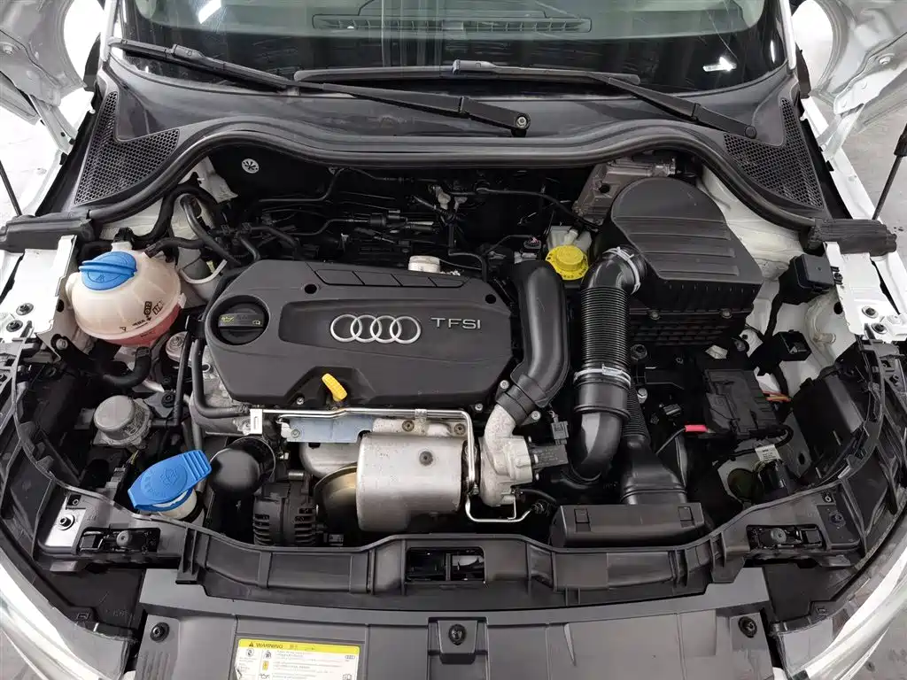 Audi A1 2014 30 TFSI Sportback Comfort фото 6