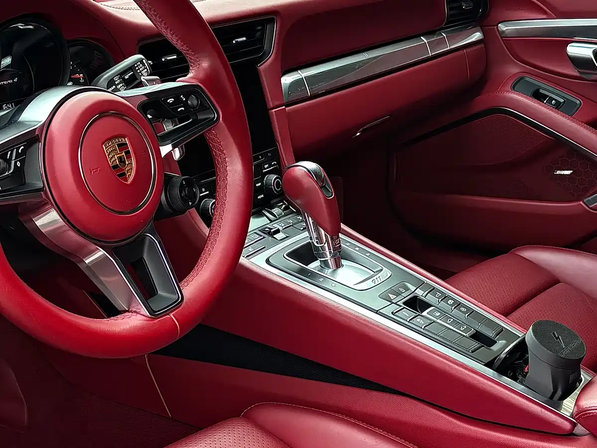 Porsche 911 2016 Carrera 4 3.0T фото 6