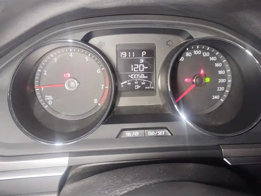 Volkswagen Bora 2019 Bora Legend 1.5L Automatic Fashion China VI фото 13