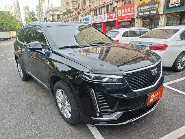 Cadillac XT6 2022 2.0T 6-Seater 4WD Trend Edition — фото 4