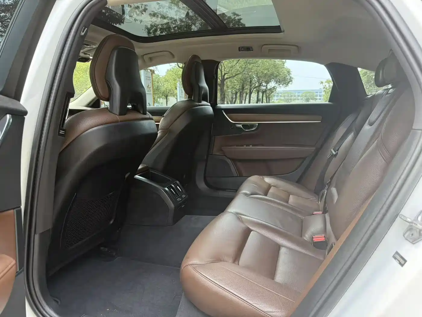 Фото 5 - Volvo S90