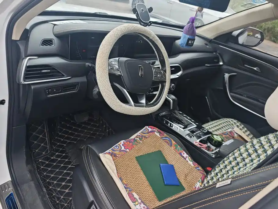 Bestune T77 2019 2019 Facelift 230 TID Automatic Luxury China V