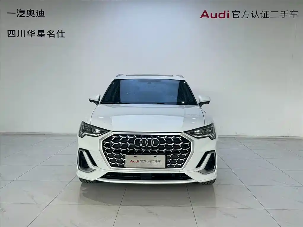 Audi Q3 2024 35 TFSI Fashion Sport фото 2