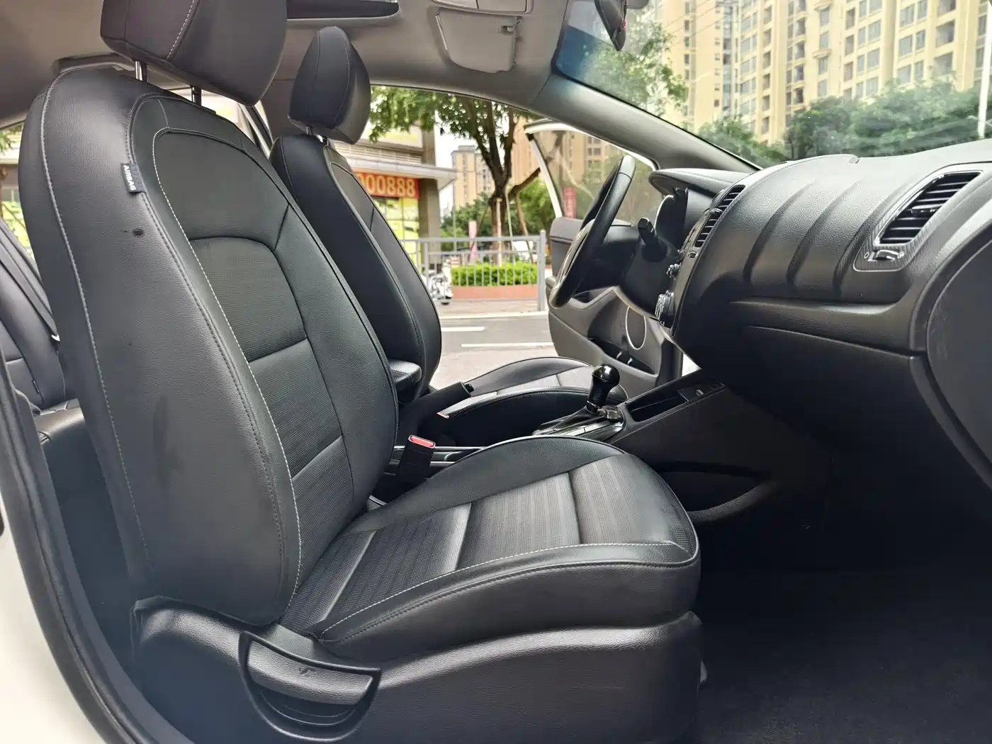 Kia K3 2017 1.6L Automatic 15th Anniversary Special GLS фото 13