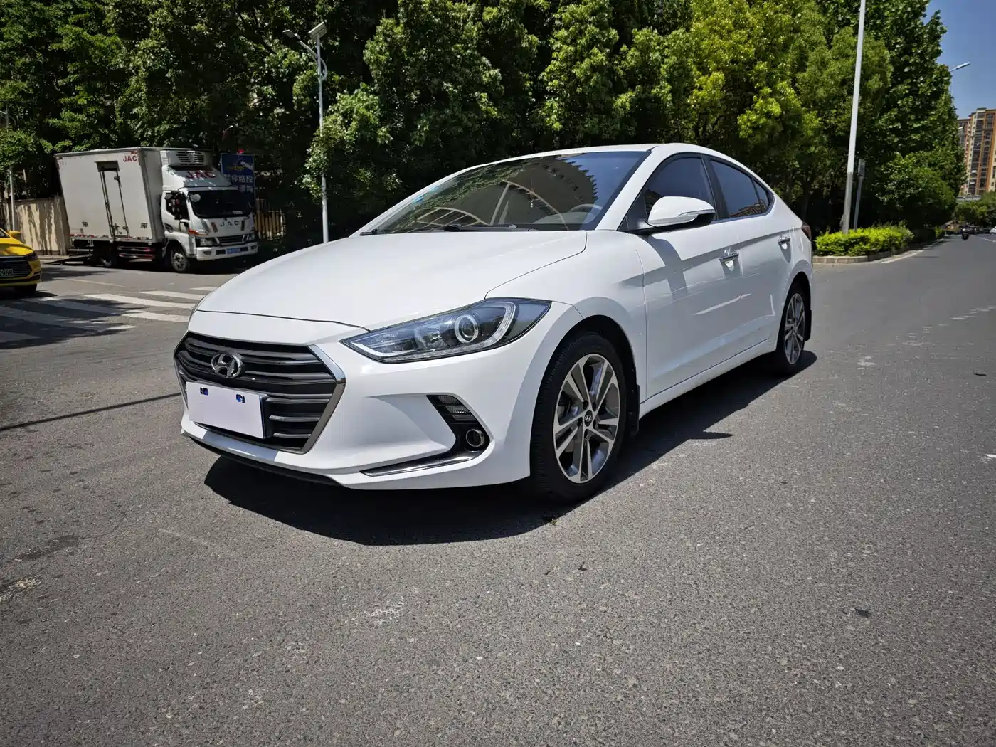 Hyundai Elantra 2016 Model 1.6L Automatic Smart Elite