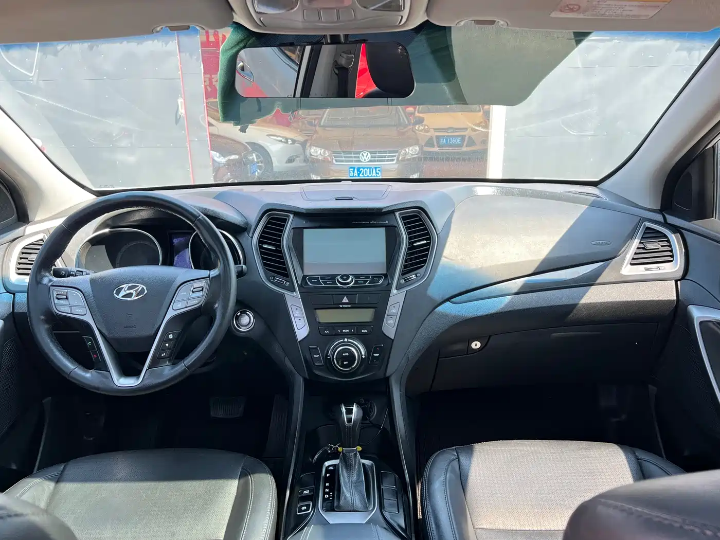 Hyundai Santa Fe 2013 Model 2.4L Automatic 2WD Smart фото 13