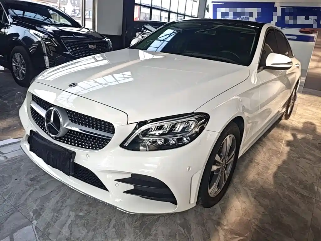 Фото 2 - Mercedes-Benz C-Class