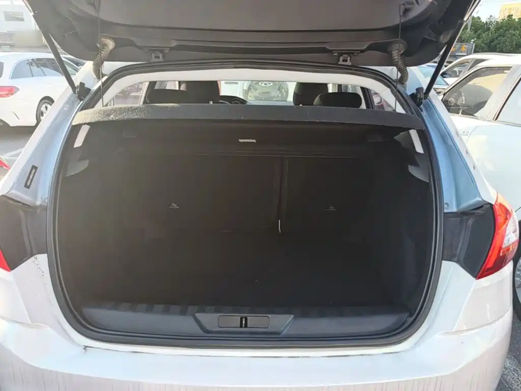 Peugeot 308S 2018 2015 1.2T Auto Dynamic Edition